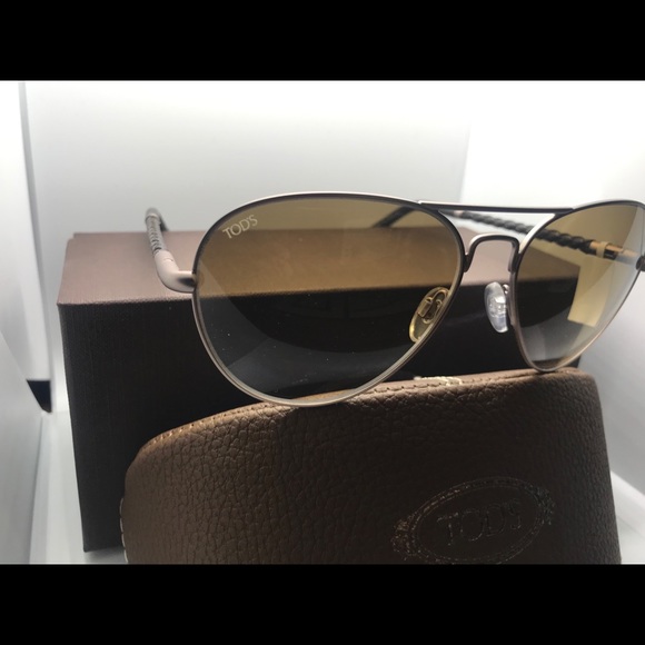 TOMS Women’s Sunglasses - Picture 3 of 8